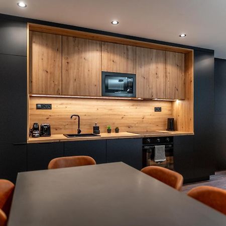 Downtown Luxury By Stlcz With 2 Bathrooms Budapeşte Dış mekan fotoğraf