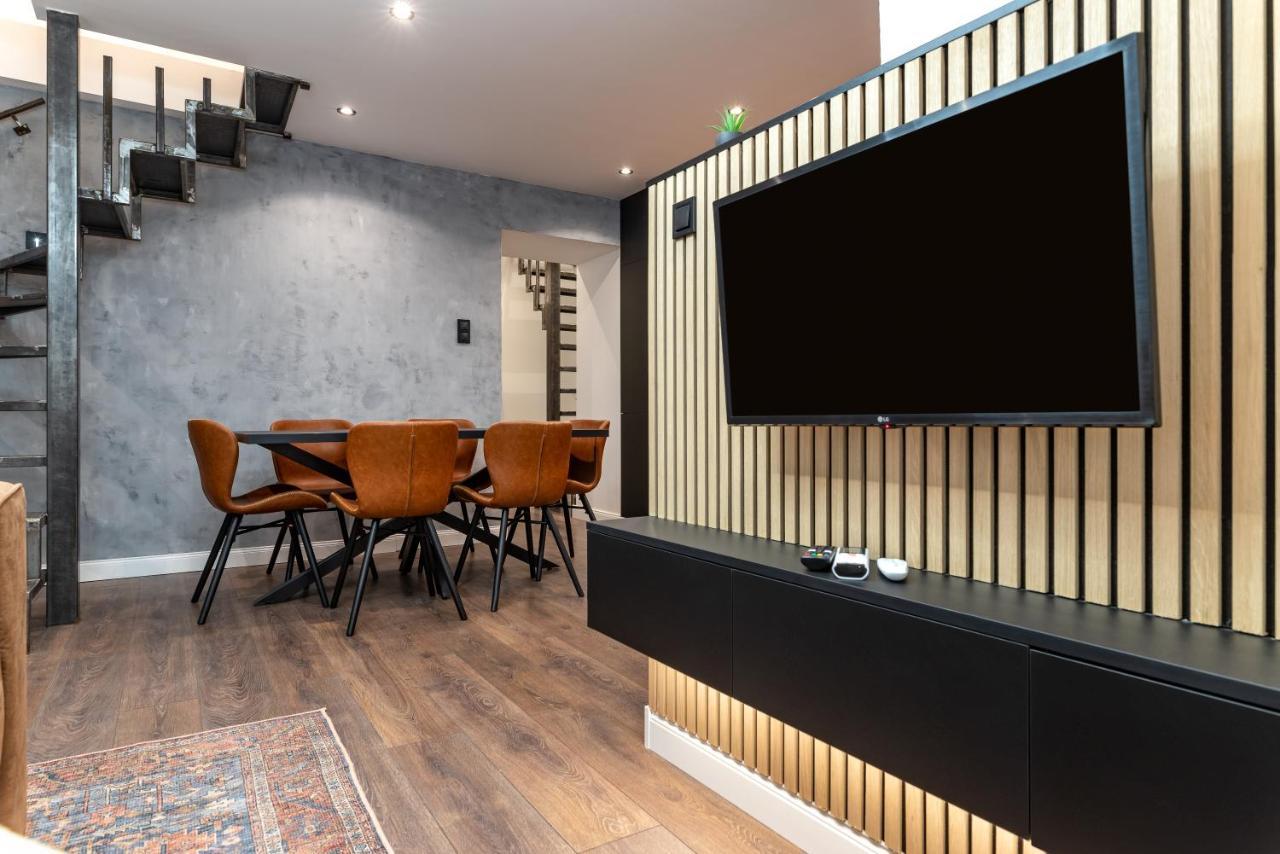 Downtown Luxury By Stlcz With 2 Bathrooms Budapeşte Dış mekan fotoğraf