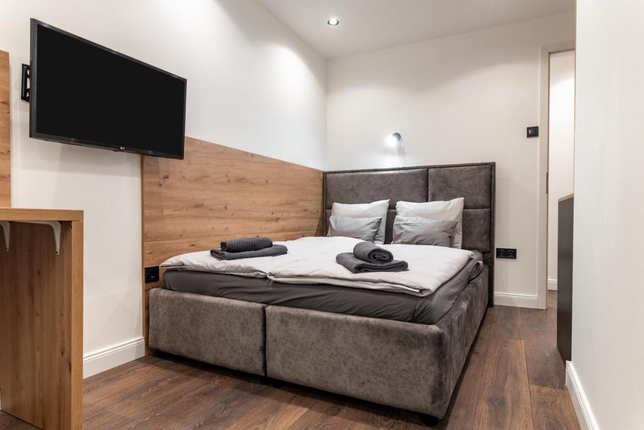 Downtown Luxury By Stlcz With 2 Bathrooms Budapeşte Dış mekan fotoğraf