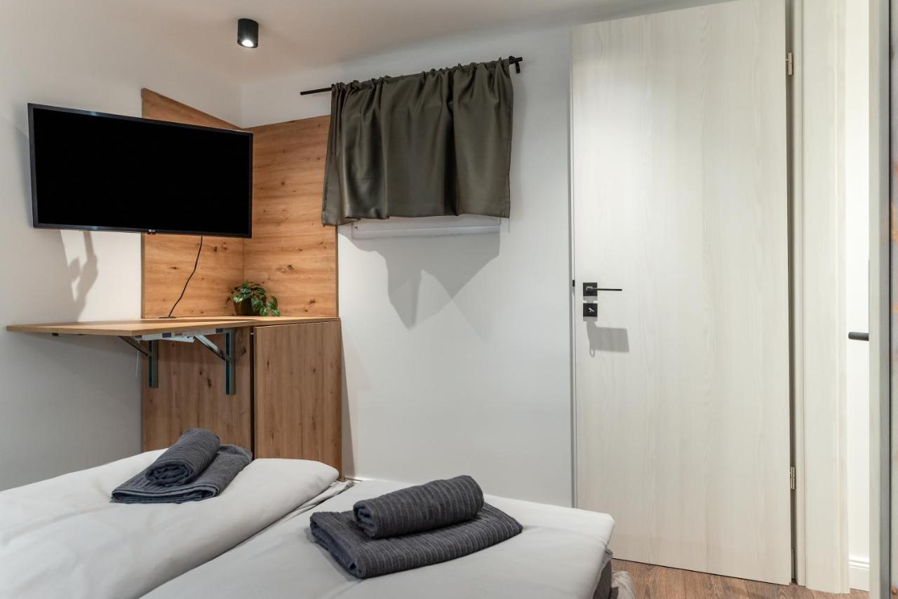 Downtown Luxury By Stlcz With 2 Bathrooms Budapeşte Dış mekan fotoğraf